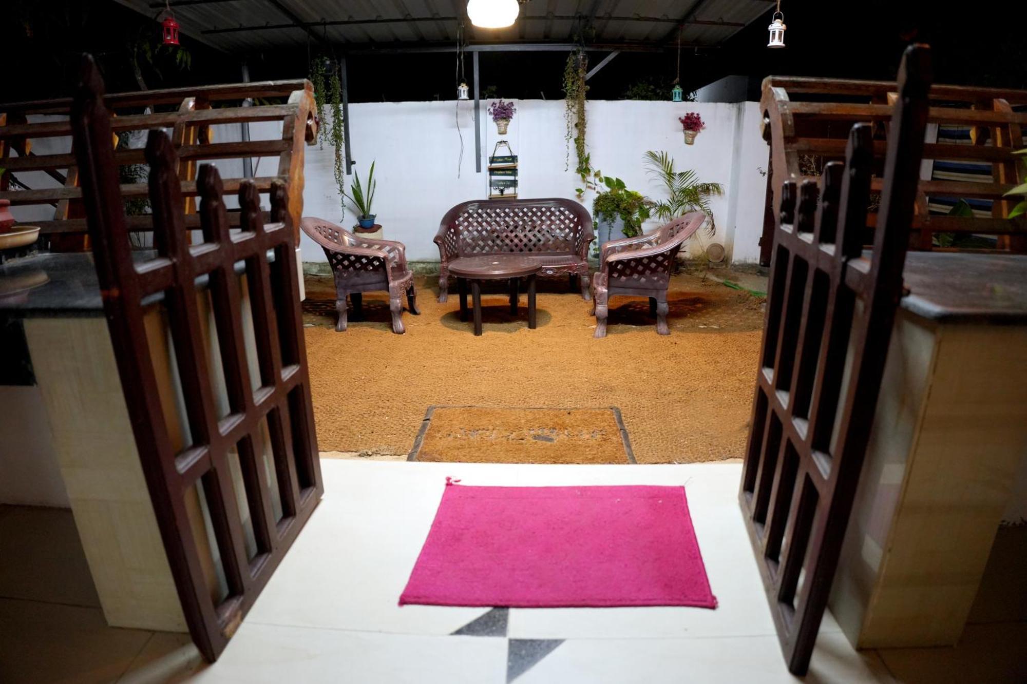Jeehaa Homestay Alappuzha Exteriör bild