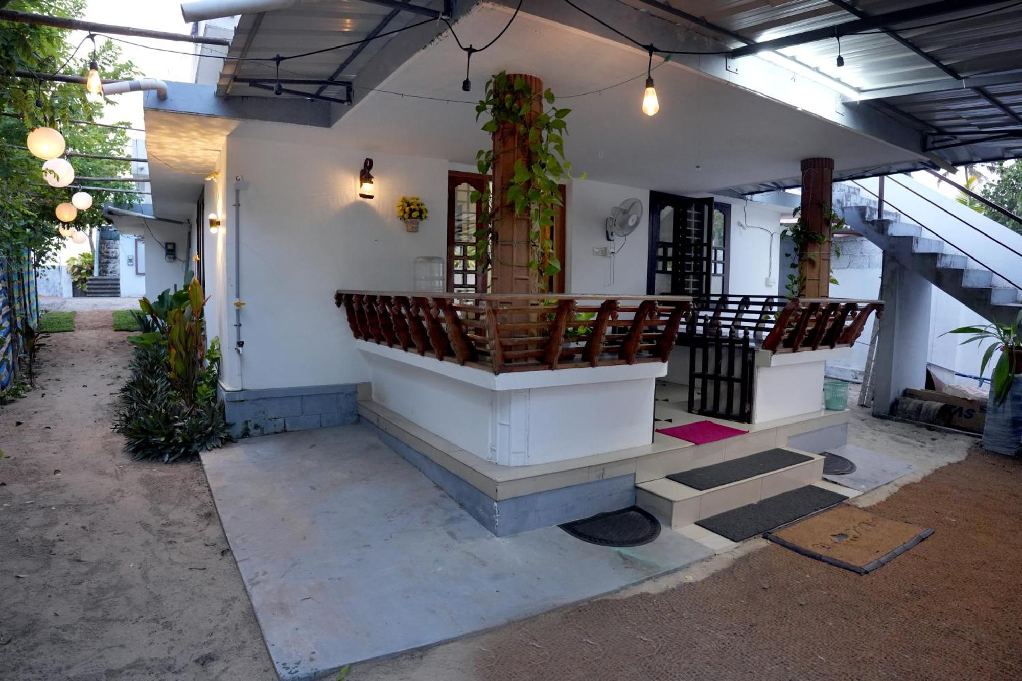 Jeehaa Homestay Alappuzha Exteriör bild
