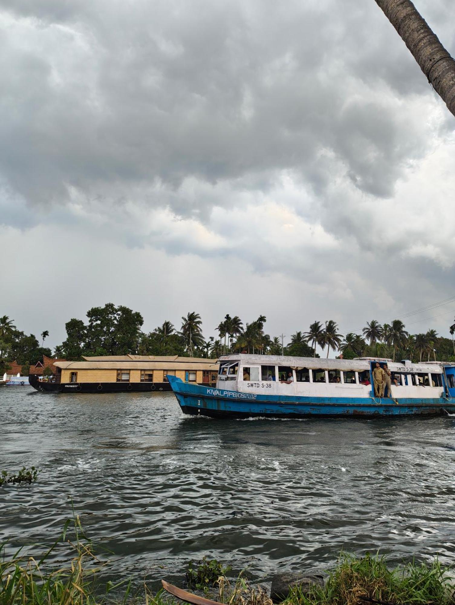 Jeehaa Homestay Alappuzha Exteriör bild