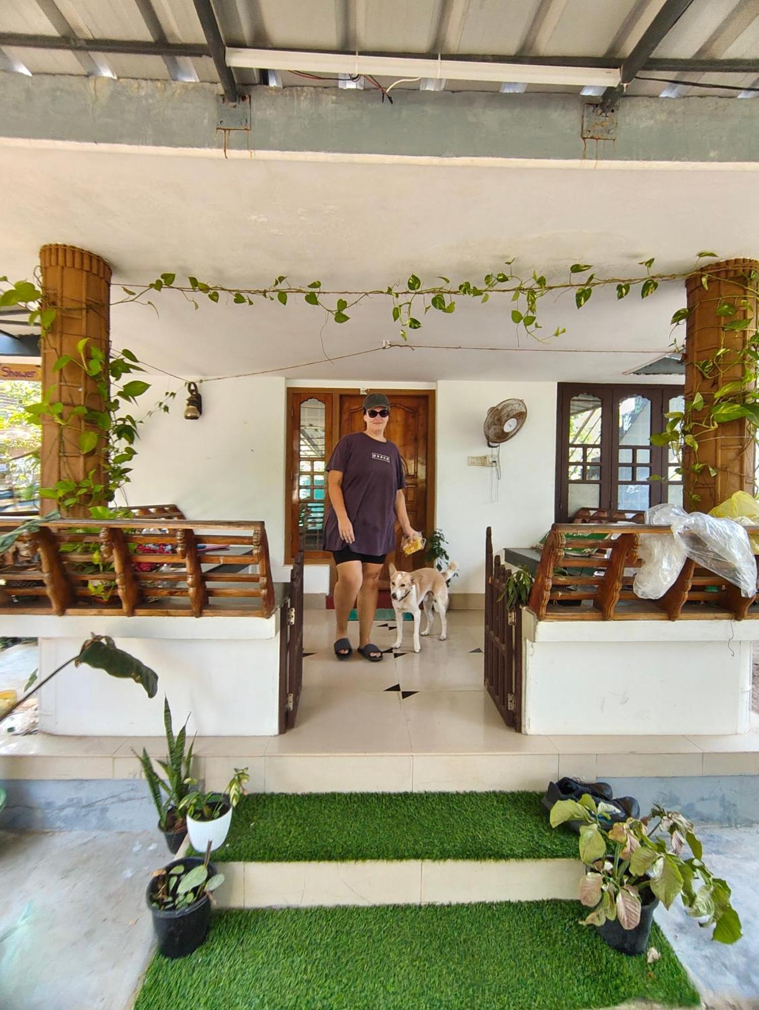 Jeehaa Homestay Alappuzha Exteriör bild